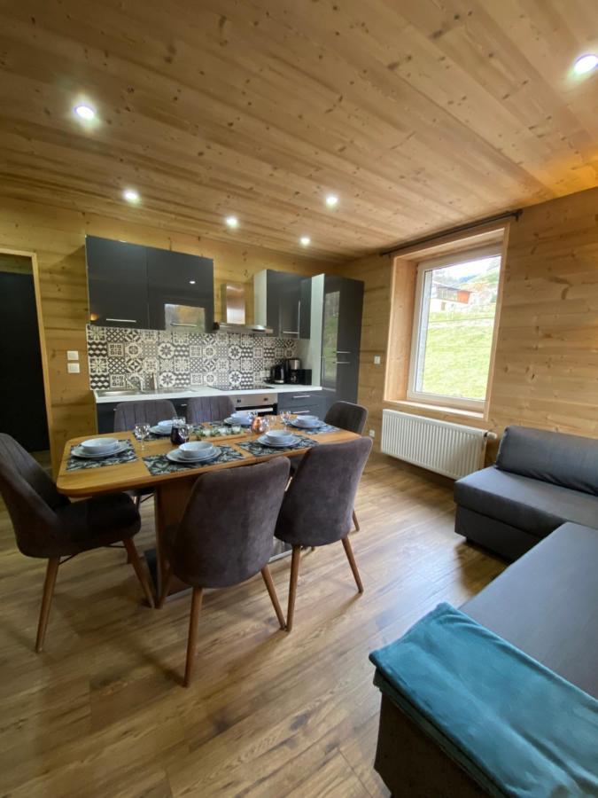 Les Chalets Bambi & Jacuzzi Privatif ラ・ブレス エクステリア 写真
