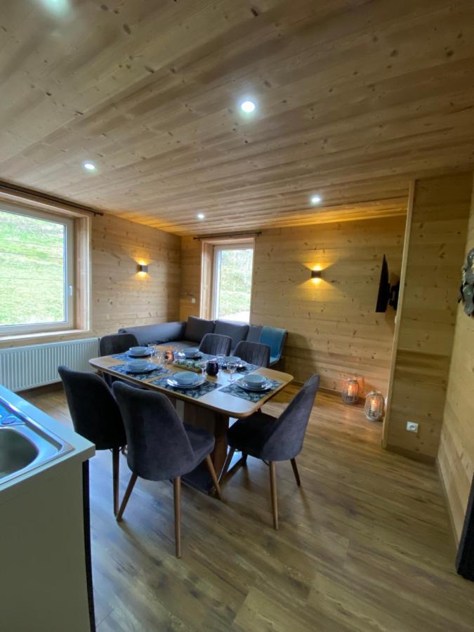 Les Chalets Bambi & Jacuzzi Privatif ラ・ブレス エクステリア 写真