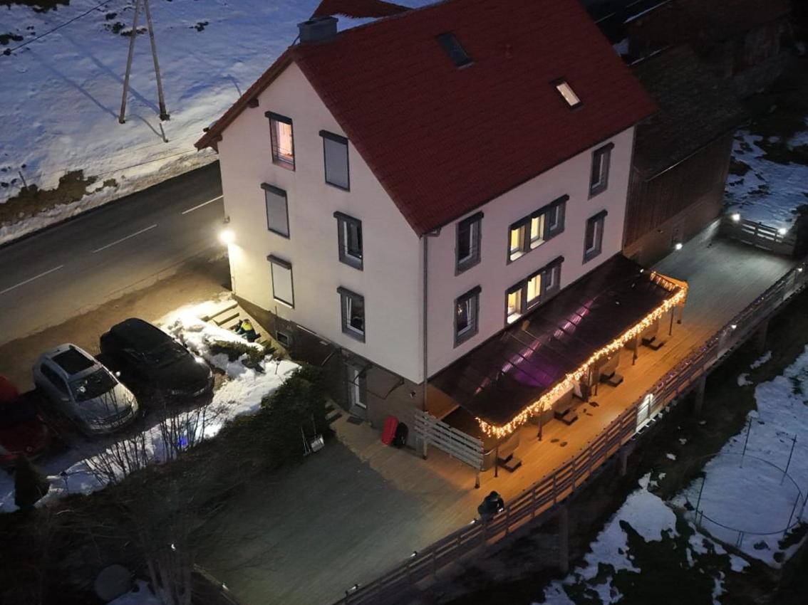 Les Chalets Bambi & Jacuzzi Privatif ラ・ブレス エクステリア 写真